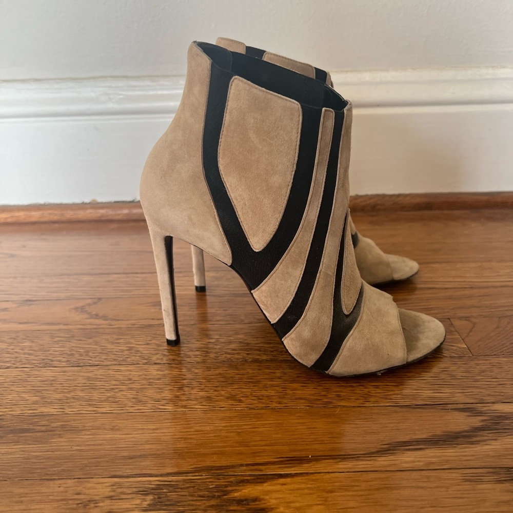 Balenciaga Paris Heels